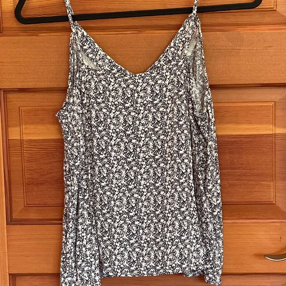 PRICED TO SELL - See Description for details — Black and Cream Floral Cami - Picture 3 of 7